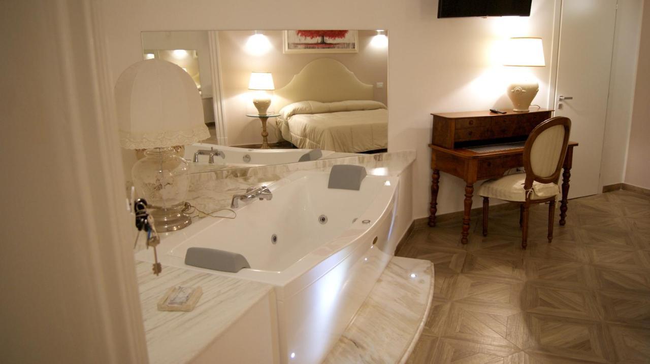 La Maison Barbin Tarente Extérieur photo