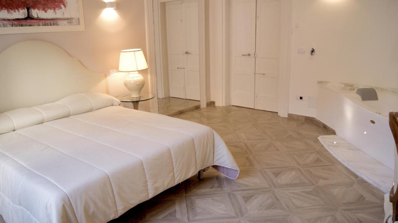La Maison Barbin Tarente Extérieur photo