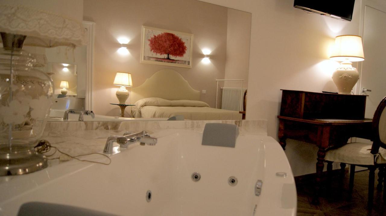 La Maison Barbin Tarente Extérieur photo